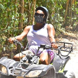 Meet your Posher, Jo jo